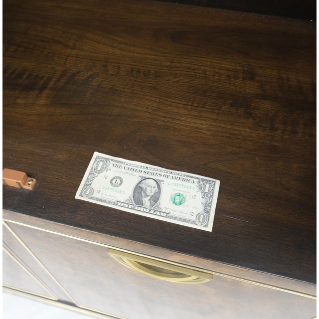 Pair of Dark Burl Wood Lighted Display Curio Cabinets Vitrines Mastercraft MINT For Sale - Image 16 of 18