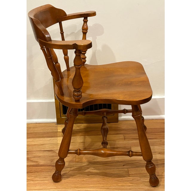 1960s Ethan Allen Maple Early American Traditional Colonial Dining Chair For Sale - Image 5 of 9