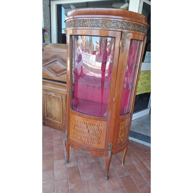 Metal French Crescent Display Case in Walnut For Sale - Image 7 of 7
