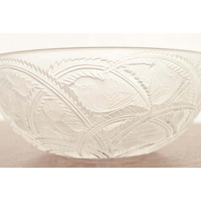 Lalique "Pinsons" Art Deco Frosted Crystal Glass Bowl, Circa 1930s For Sale In South Bend - Image 6 of 10