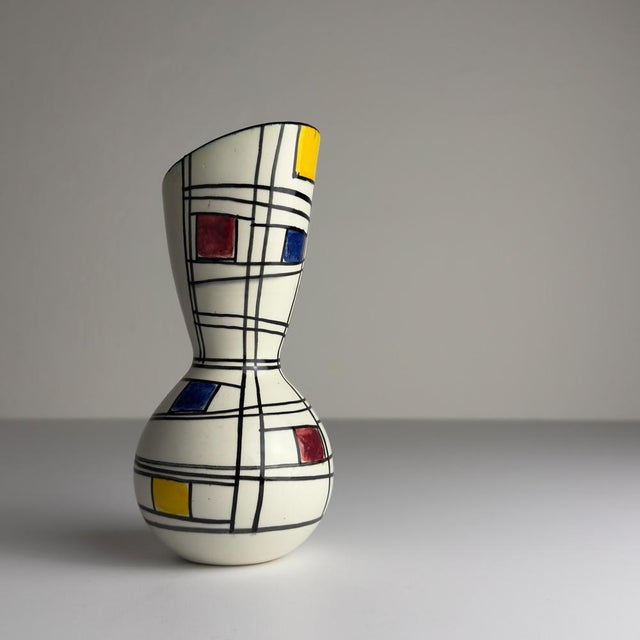 1970s Small Mid-Century Ceramic Vase, Italy, 1970s For Sale - Image 5 of 15