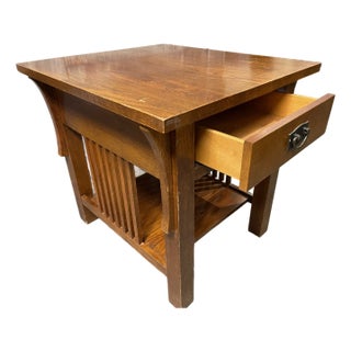 Late 20th Century MCM Kincaid Table With a Drawer For Sale
