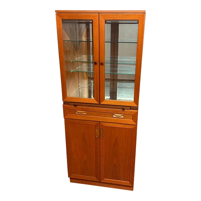G-Plan Vintage Display Teak Bar / Wine Cabinet For Sale