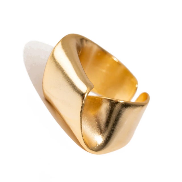 Infinity Fold Gold Unique Adjustable Ring, Size 8 For Sale In Miami - Image 6 of 11