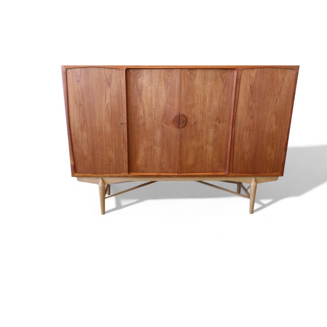 Danish Cabinet in Teak and Oak, 1960s For Sale - Image 6 of 18