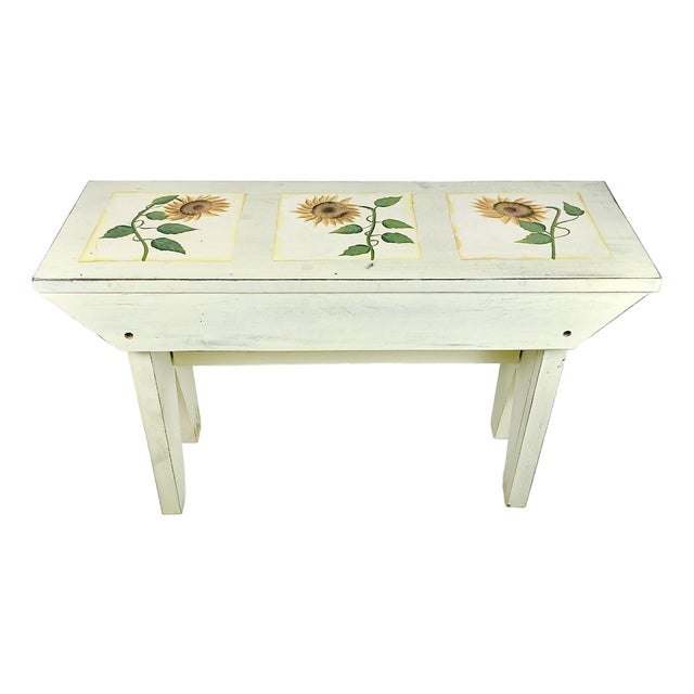 1970s Vintage Arts & Crafts Farmhouse Sunflower Folk Art Painted Pine Bench. For Sale
