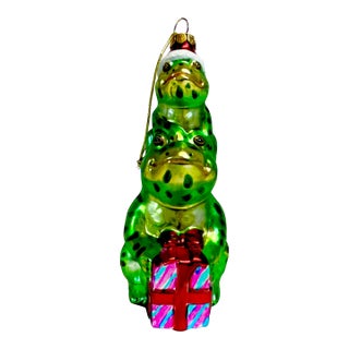 1990s Vintage Boho Chic Americana Mercury Glass Stacking Frogs Christmas Ornament. For Sale