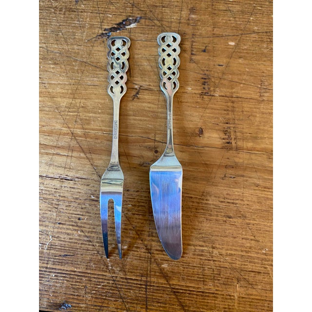 Mid-Century Modern Mid 20th Century Ringebu by David Andersen Norwegian 830s Silver Pierced Handle Butter Knife & Lemon Fork For Sale - Image 3 of 7