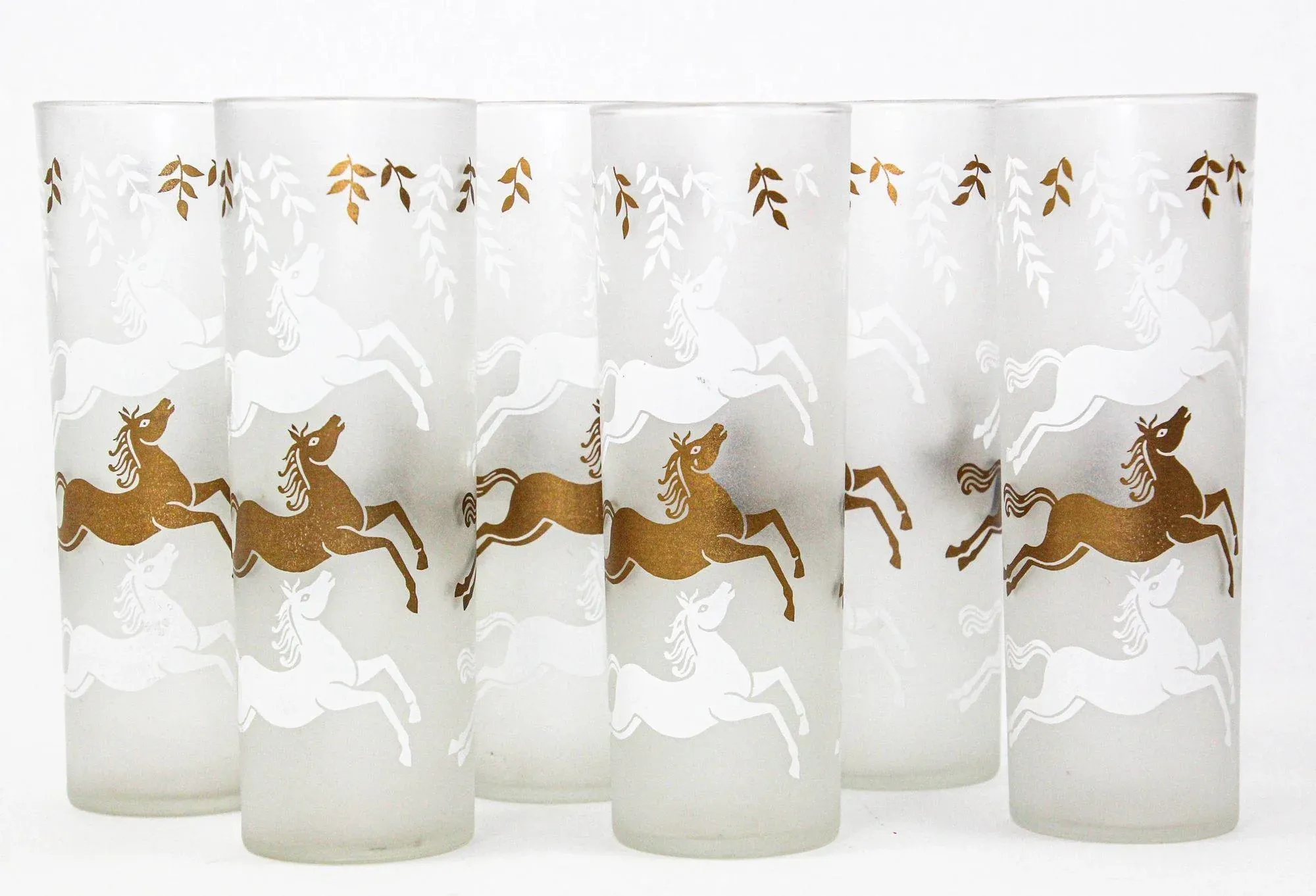 equestrian-frosted-and-gold-