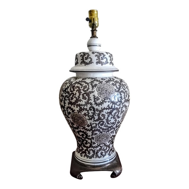 Vintage 1970s Hand-Painted Brown & White Floral Ginger Jar Table Lamp For Sale