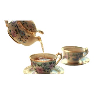 Vintage-Inspired Floral Deluxe Tea Candle Set With Teapot and Two Teacups, Hand-Poured Reusable Ceramic Set For Sale
