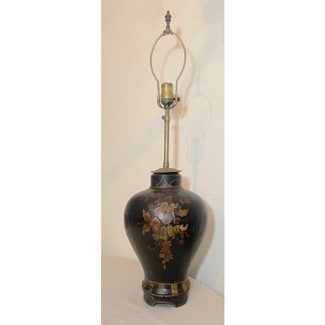 Antique Hand Carved Chinese Lacquered Heavy Wood Brass Electric Table Lamp Light For Sale - Image 9 of 17