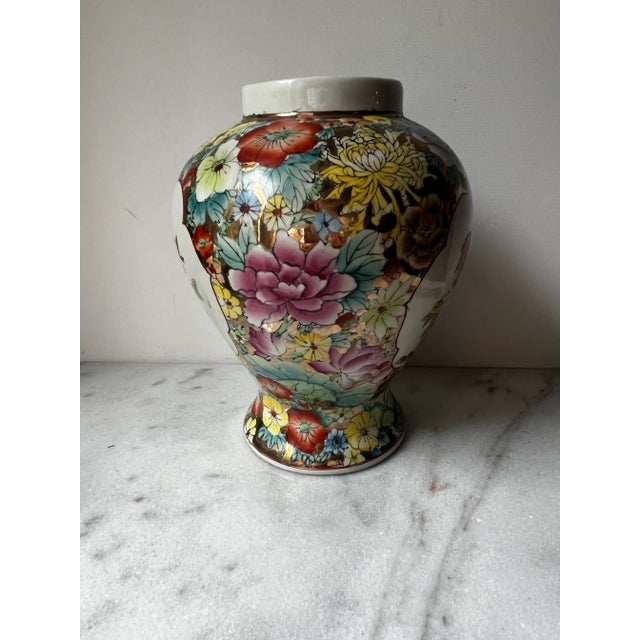 Vintage Chinese Porcelain Oriental Ginger Jar Urn Vase W/ Floral Birds Design For Sale - Image 11 of 16