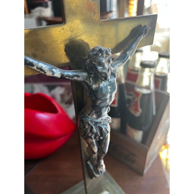 1970s 1970s Large Heavy Brass Crucifix For Sale - Image 5 of 12
