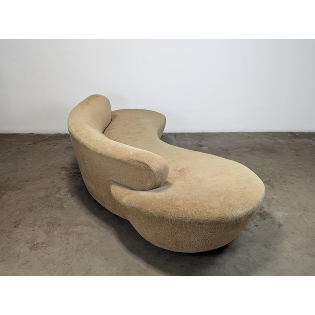 Directional 1990s Vladimir Kagan Serpentine Cloud Sofa for Directional For Sale - Image 4 of 12