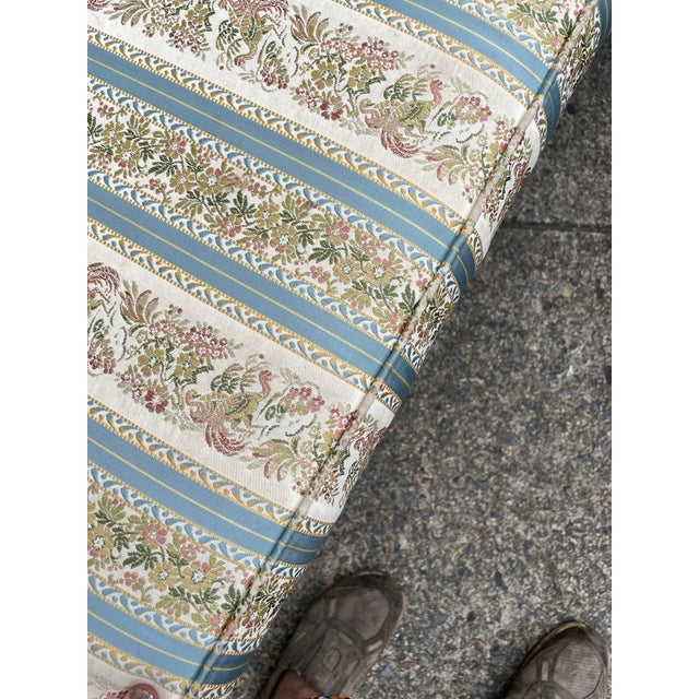 Mid 20th Century Pair Taylor-King Queen Anne Camelback Sofa Loveseat Floral Blue White Stripe For Sale - Image 6 of 12