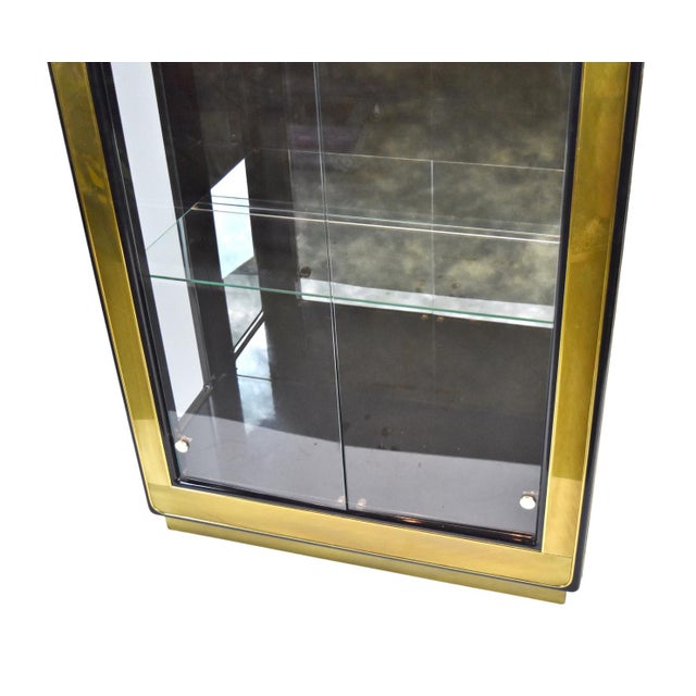 Mastercraft Mastercraft Mid-Century Brass & Black Lacquer Lighted Vitrine Display Cabinet For Sale - Image 4 of 12