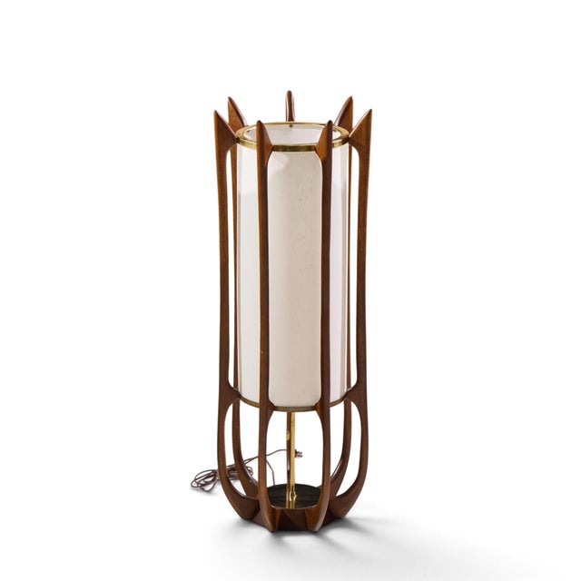 Modeline Mid 20th Century Modeline Model 635 Mid Century Sculptured Walnut and Brass Table Lamp For Sale - Image 4 of 7