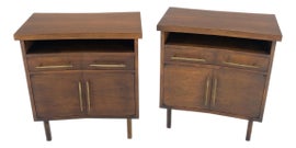 Example of Dunbar Furniture Nightstands
