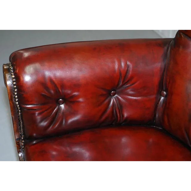 Regency Chesterfield Bordeaux Leather Porters Armchair in the Style of Gillows For Sale - Image 5 of 18