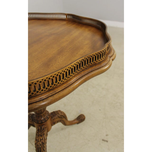 Traditional John Widdicomb Georgian Mahogany Pie Crust Lamp Table For Sale - Image 3 of 12