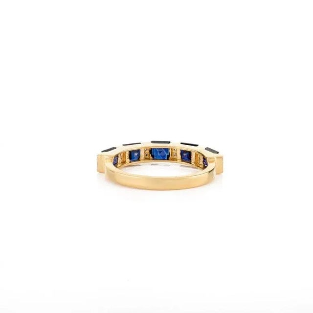 2.24ct Square Cut Sapphire Diamond Alternate Wedding Band in 18k Gold Size 7 For Sale - Image 4 of 10