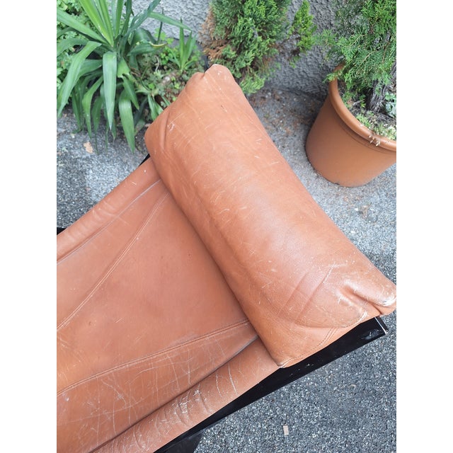 Burgundy Leather Mod. Sgarsul Rocking Chair by Gae Aulenti for Poltronova, 1970s For Sale - Image 6 of 7