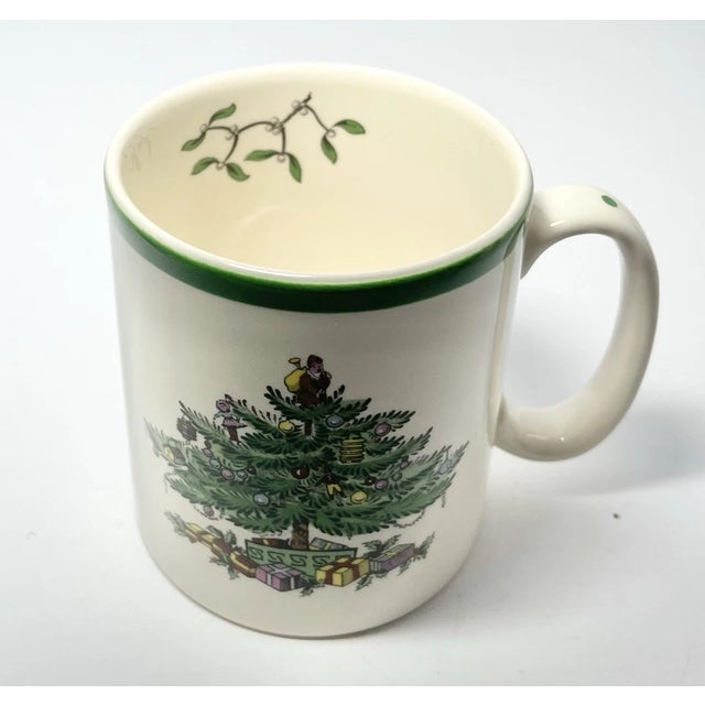 Contemporary 1990s Spode “Christmas Tree” Set of 8 Ceramic Mugs For Sale - Image 3 of 4