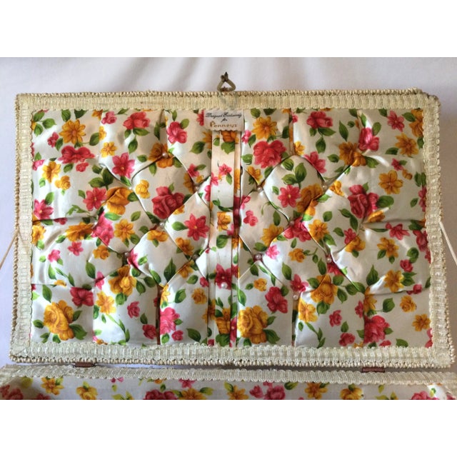 Vintage Mid Century Sewing Basket For Sale - Image 9 of 18