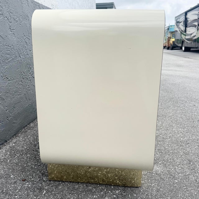 Cream Postmodern Cream Gloss Laminate Waterfall Dresser With Gold Accents For Sale - Image 8 of 8