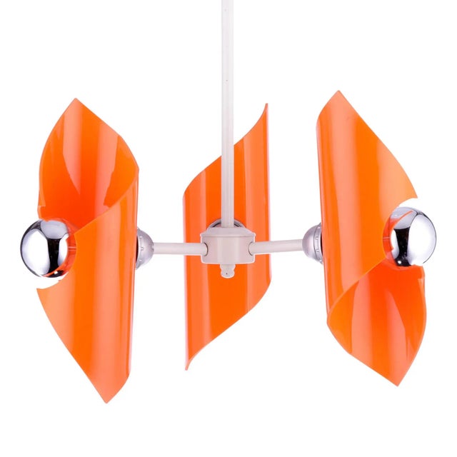 Mid-Century Modern Vintage Pendant Light in Orange Plastic and Metal, 1960s For Sale - Image 3 of 8