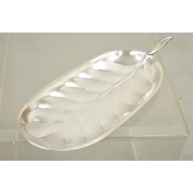 Mid 20th Century F.B. Rogers Silver Plate Oval Banana Leaf Form Serving Tray Platter With Handle For Sale - Image 9 of 10