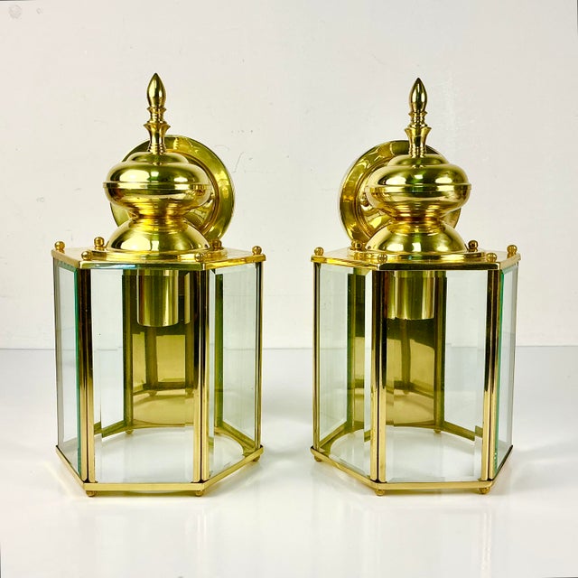 Hollywood Regency 1980s Vintage Hollywood Regency Federal Brass Lantern Style Wall Sconces - A Pair For Sale - Image 3 of 14