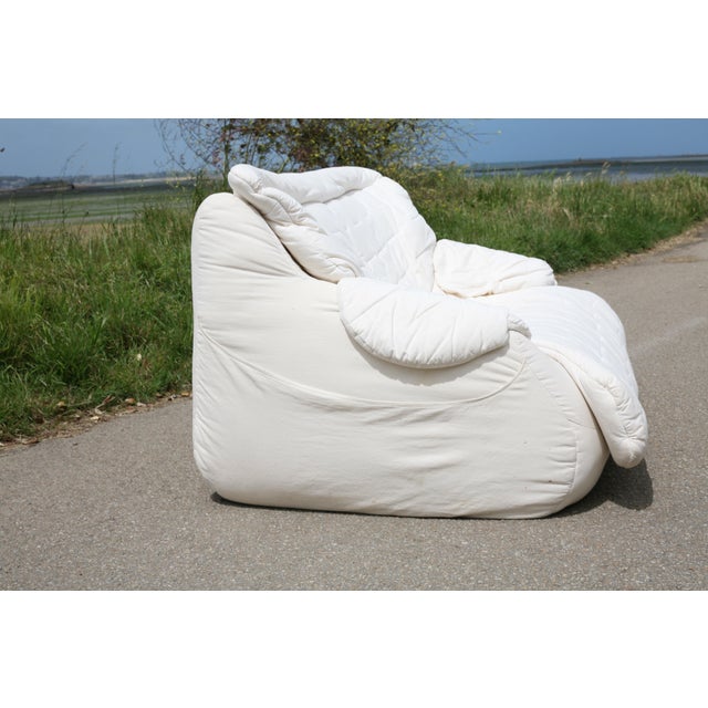 Vintage Sofa in Foam and White Fabric, 1970s For Sale - Image 12 of 14