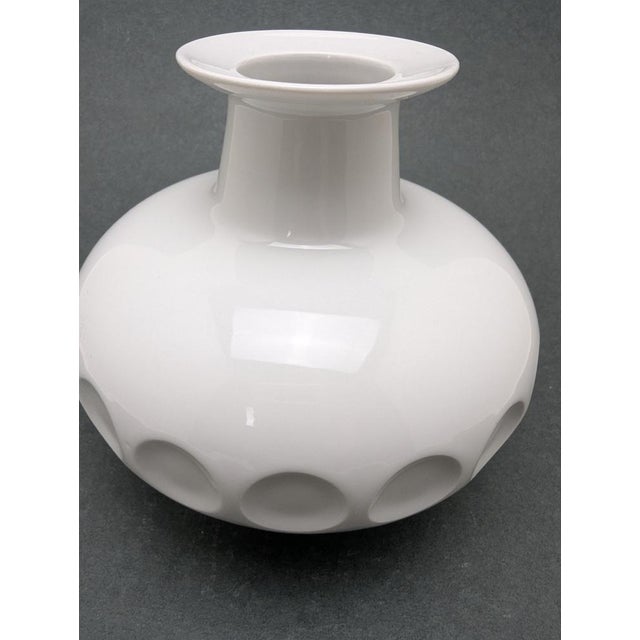 Collector's item! rare, experimental porcelain vase in a space-age design from the gdr, circa the 1960s–1970s, which was...