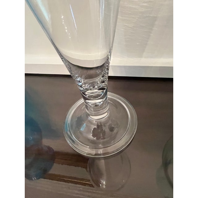 Late 20th Century Colonial Williamsburg Reproduction Glass "Teardrop Vase" For Sale - Image 6 of 9