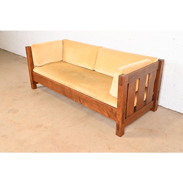 L. & J.G. Stickley, Inc. Stickley Mission Oak Arts and Crafts Settle Sofa For Sale - Image 4 of 12