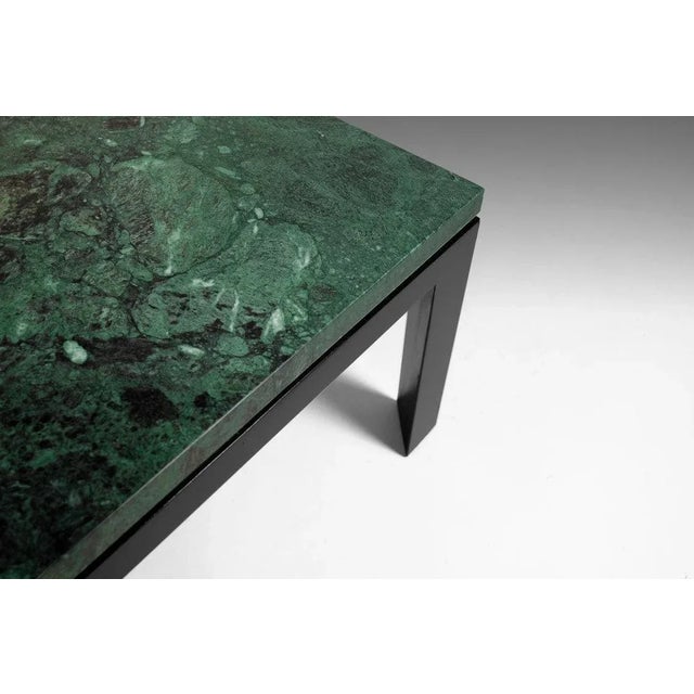 Wood Edward Wormley for Dunbar Green Marble Coffee Table Set on an Ebony Black Base, circa 1950 For Sale - Image 7 of 11