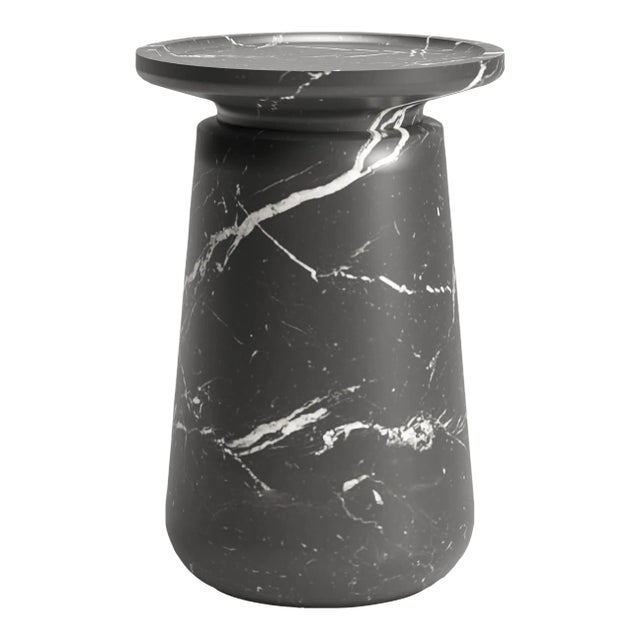Italian Modern Side Table in Black Marble Designed by Ivan Colominas For Sale
