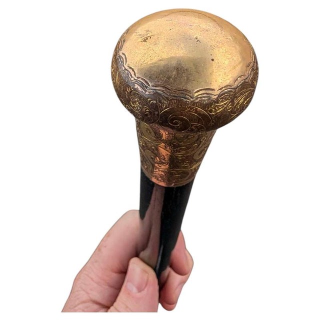 Late Victorian Engraved Gold-Filled Gentlemans Dress Cane, 1885 For Sale - Image 3 of 10