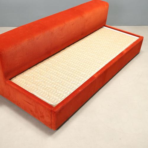 Textile Vintage Zanotta Sofa in Fabric, 1970s For Sale - Image 7 of 13