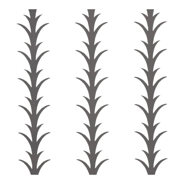 Schumacher x Celerie Kemble Acanthus Stripe Wallpaper in Carbon on Ivory For Sale