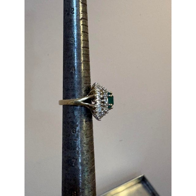 1960s Gold-Plated Emerald & Diamond Cocktail Ring For Sale - Image 5 of 6