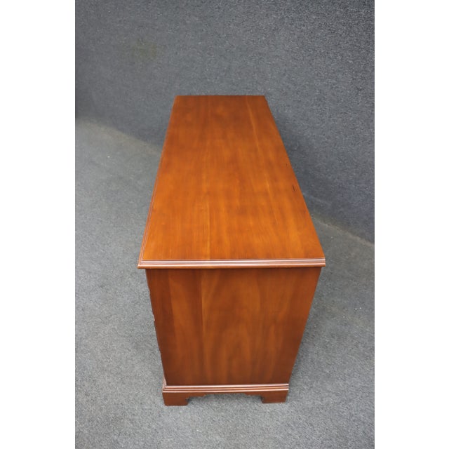 1980s Henkel Harris Wild Black Cherry Dresser – 9 Drawer For Sale - Image 11 of 13