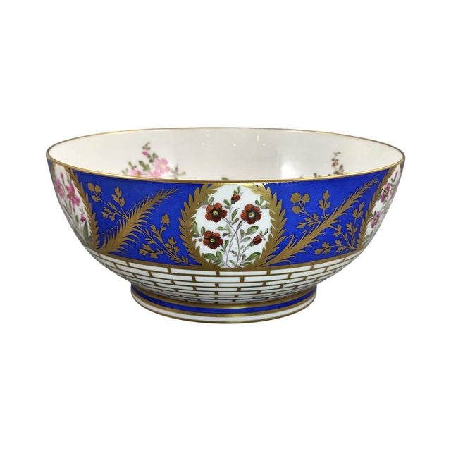 Large Antique Porcelain Footed Bowl from Samson, 1800s For Sale - Image 4 of 11
