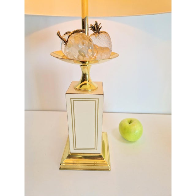 Regency Fruit Bowl Table Lamps in Brass and Crystal from Maison Le Dauphin, 1970s, Set of 2 For Sale - Image 10 of 13