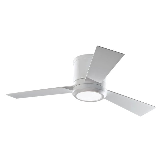 Modern Visual Comfort Fan 42" Clarity II in Matte White For Sale - Image 3 of 3