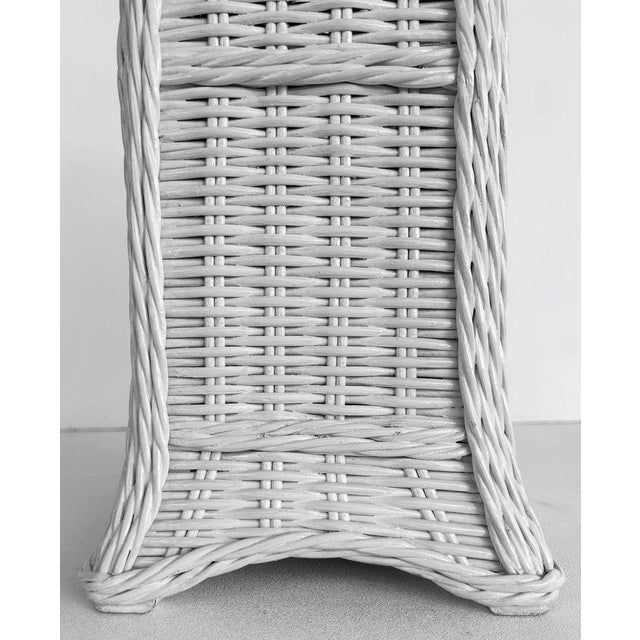 White Late 20th Century Palm Beach Coastal Chic White Wicker Table Lamps With Harps and Finials, a Pair For Sale - Image 8 of 10