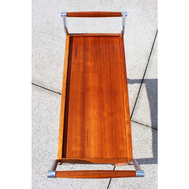 Brown Mid-Century Modern Teak Rolling Bar Cart / Serving Trolley With Chrome Handles For Sale - Image 8 of 12