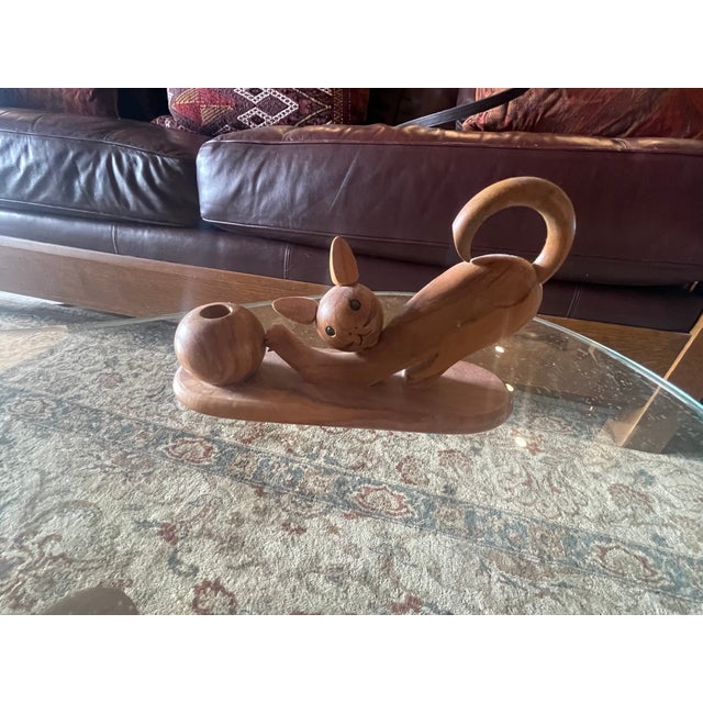 Curious and small wooden (briar) pen or pencil holder, vintage from the 60s, Italian, depicting a kitten playing with a...